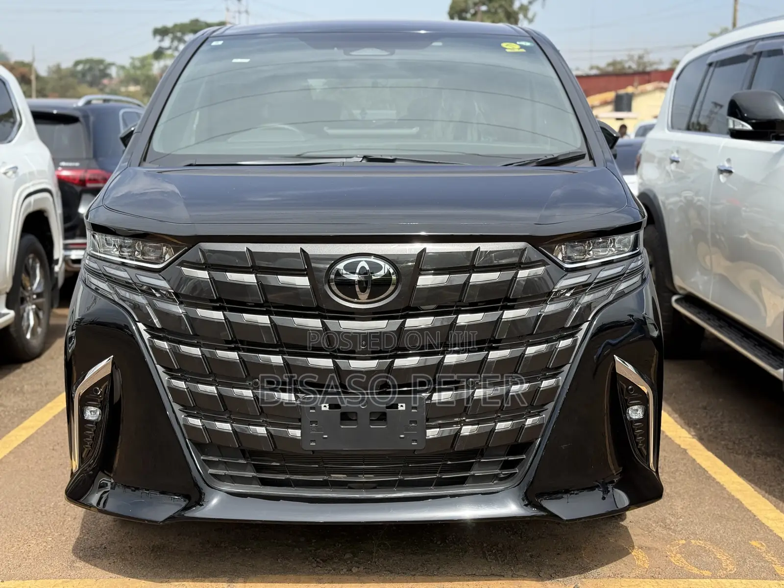 Toyota Alphard 2024 Black