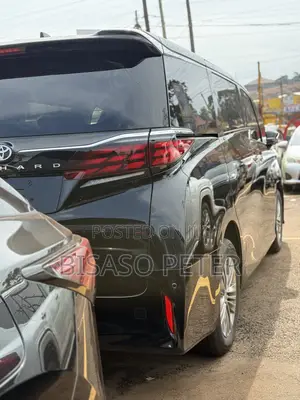 Toyota Alphard 2024 Black