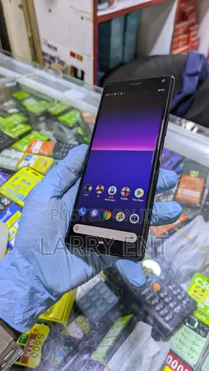 Sony Xperia 8 SOV42 64 GB Black
