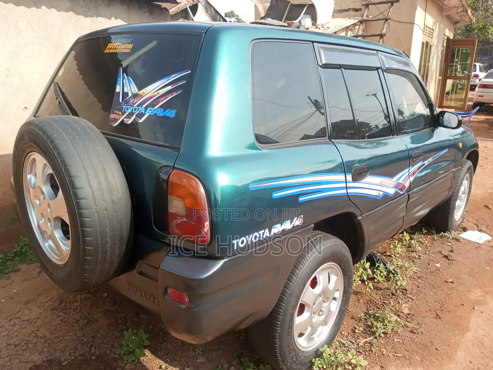 Toyota RAV4 1999 Green
