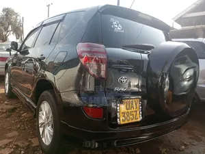 Toyota RAV4 2010 Black