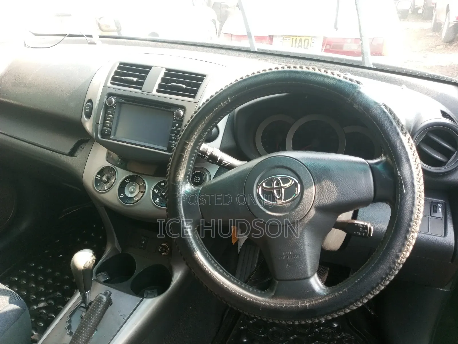 Toyota RAV4 2010 Black