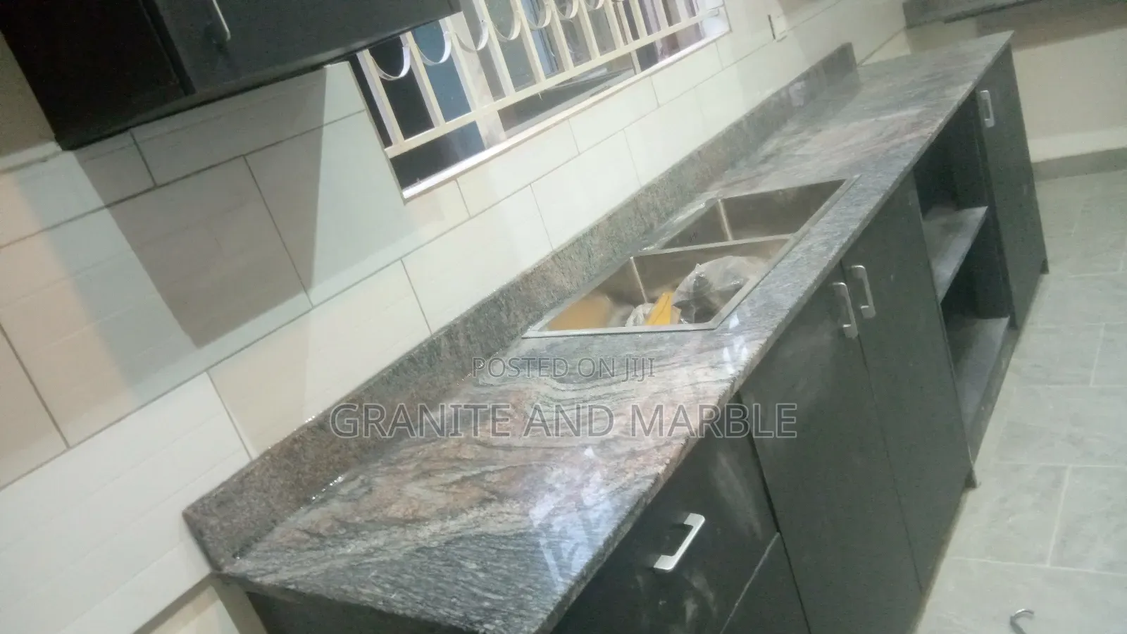Wave Gray Granite Slabs – Elegant Durable