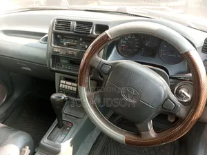 Toyota RAV4 1999 Pearl