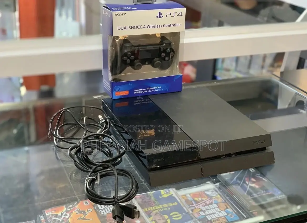 Ps4 Console, Two Controllers, 16 Games Installed, Top Value Bundle.