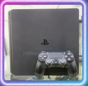 Ps4 Bundle, Two Controllers, 13 Games Installed, Fast Smooth Action.