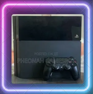 Ps4 Bundle, Two Controllers, 14 Games Installed, Great Gaming Bargain.
