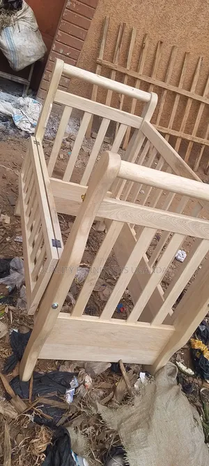 Natural Colored Varnished Baby Crib