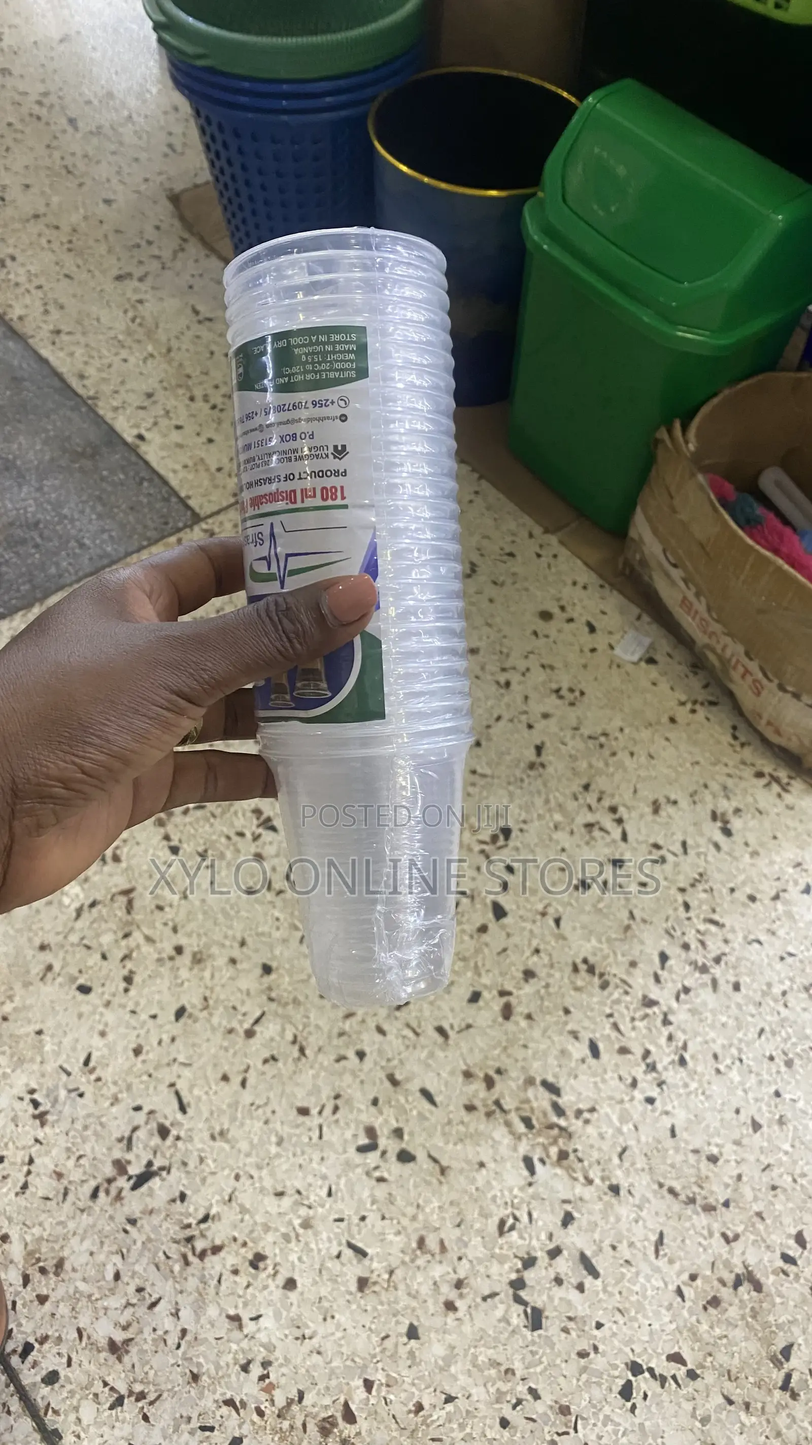 A Set of 25 Pieces Disposable Glasses With Covers 250mls