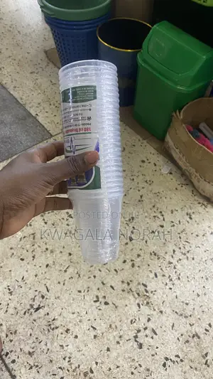 A Set of 25 Pieces Disposable Glasses With Covers 250mls