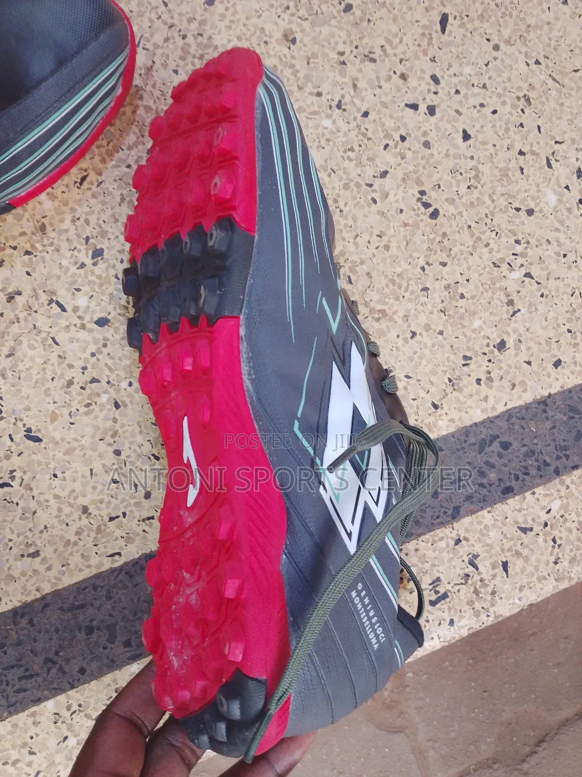Second Hard Fair Pray Shoe Original
