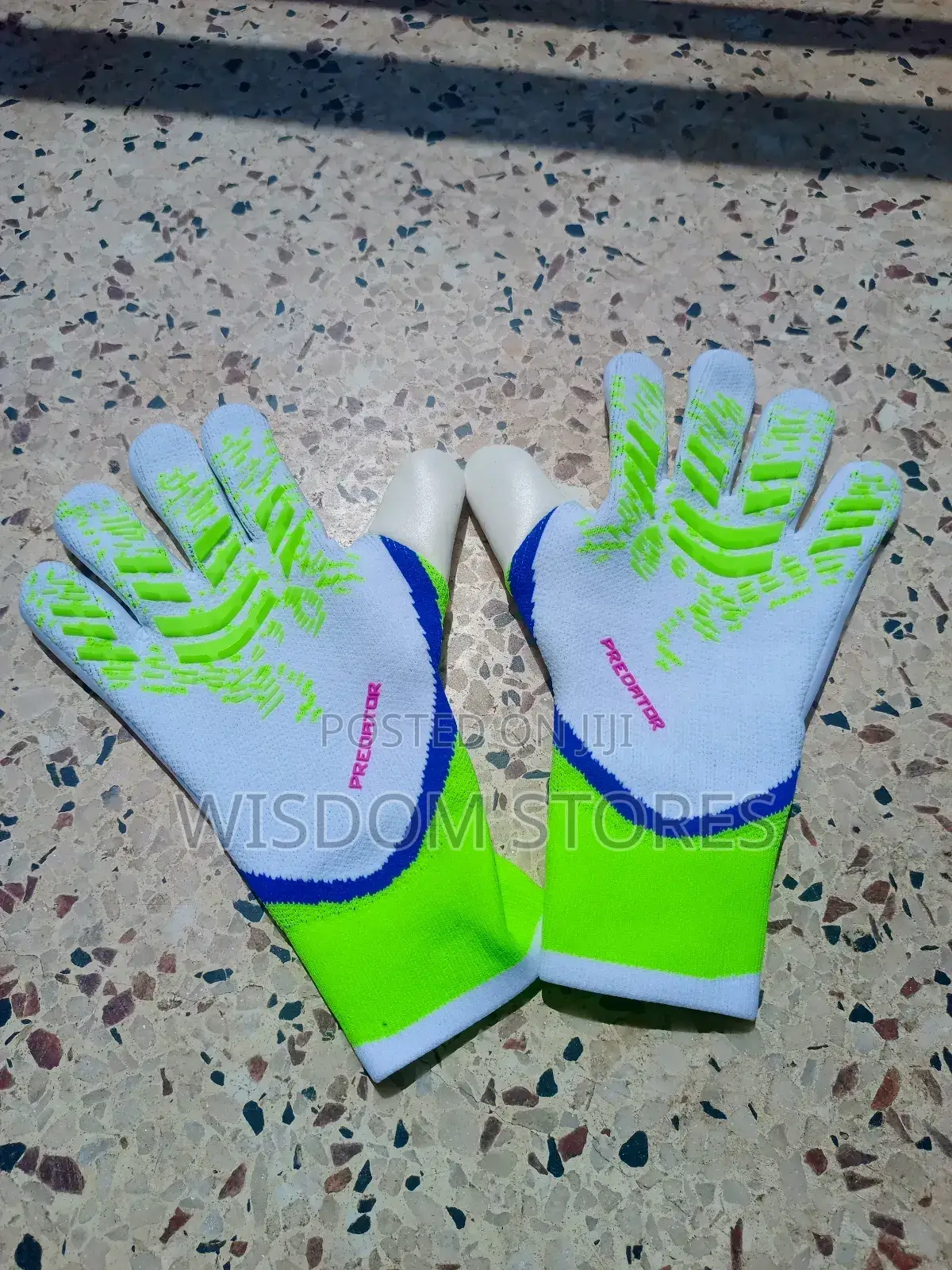 Adidas Predator Pro Goalkeeper Gloves