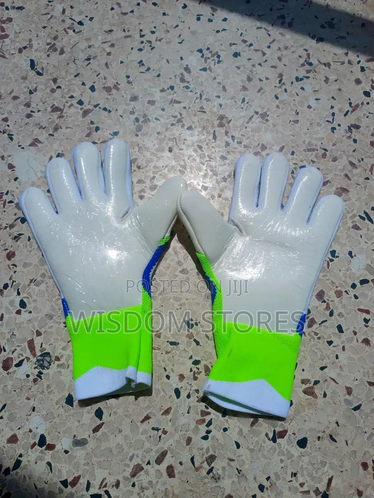 Adidas Predator Pro Goalkeeper Gloves