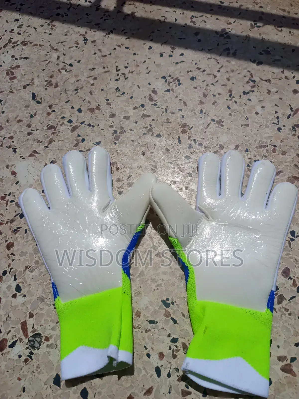 Adidas Predator Pro Goalkeeper Gloves
