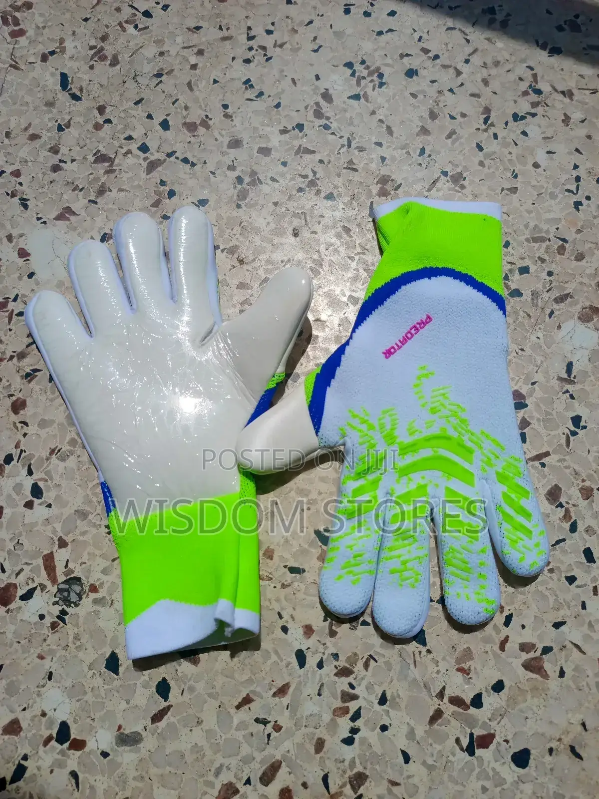 Adidas Predator Pro Goalkeeper Gloves