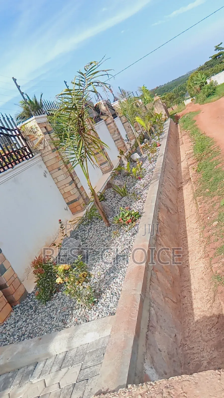 Landscaping Experts Transforming Your Space Naturally.