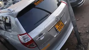 Toyota Vanguard 2009 Silver