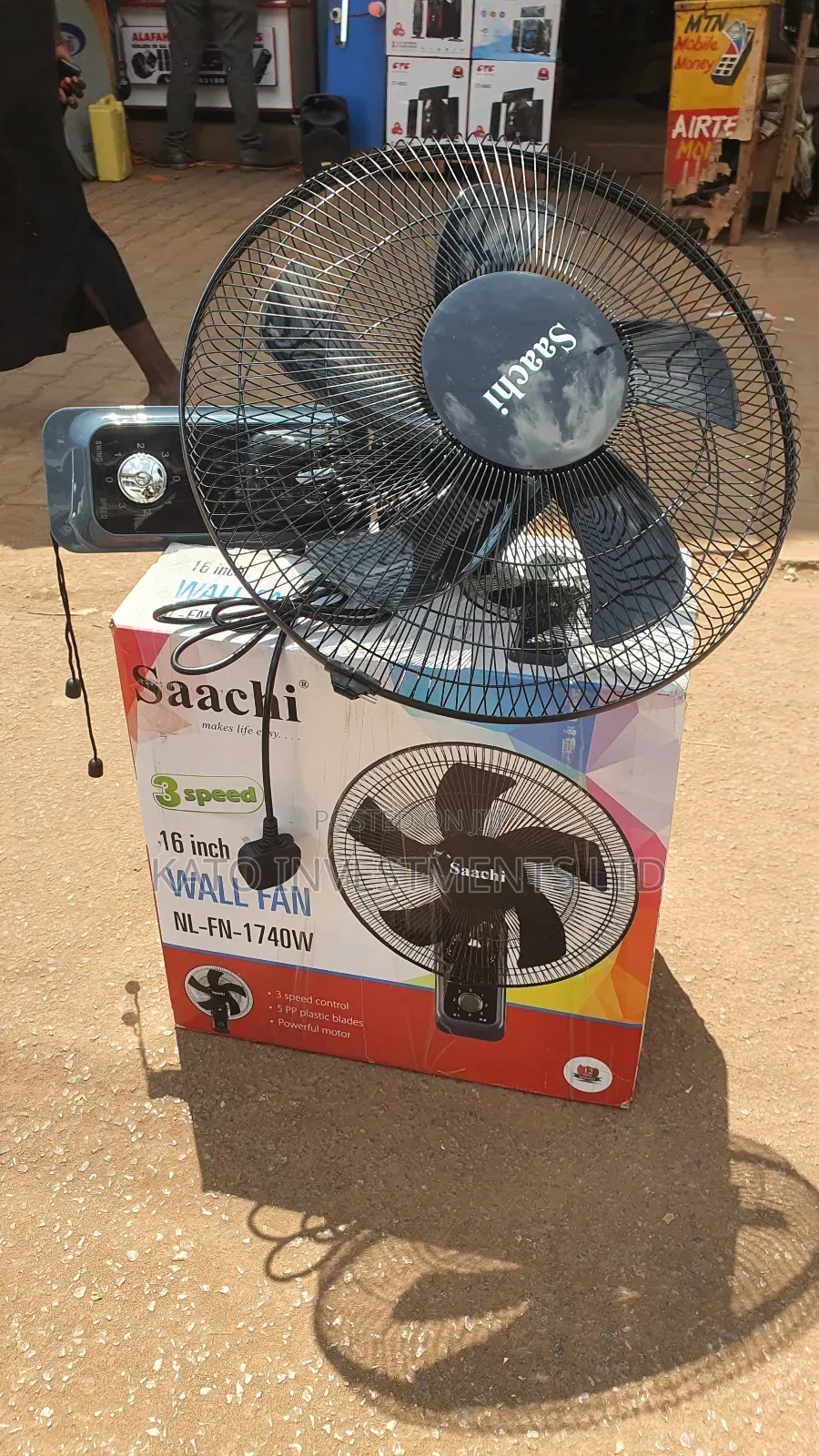 Saachi Wall Fan 16 Inch Black