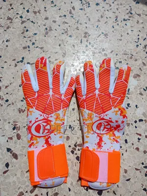 Overlap Goalkeeper Gloves