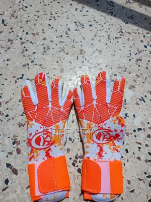 Overlap Goalkeeper Gloves