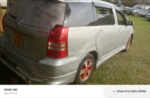 Toyota Wish 2003 Silver