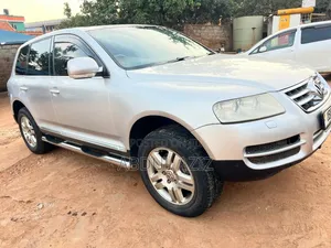 Volkswagen Touareg 2004 Silver