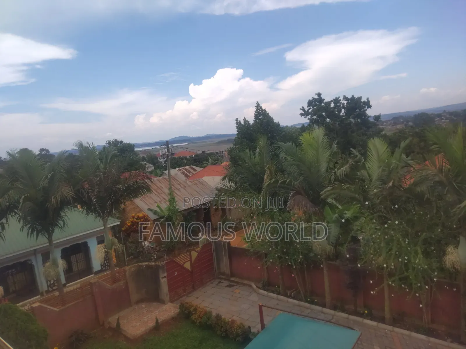 Furnished 8bdrm Mansion in Entebbe Katabi for sale