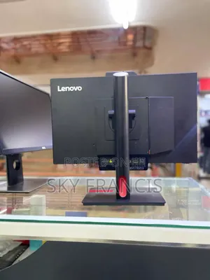 Desktop Computer Lenovo 8GB Intel Core I5 SSD 256GB