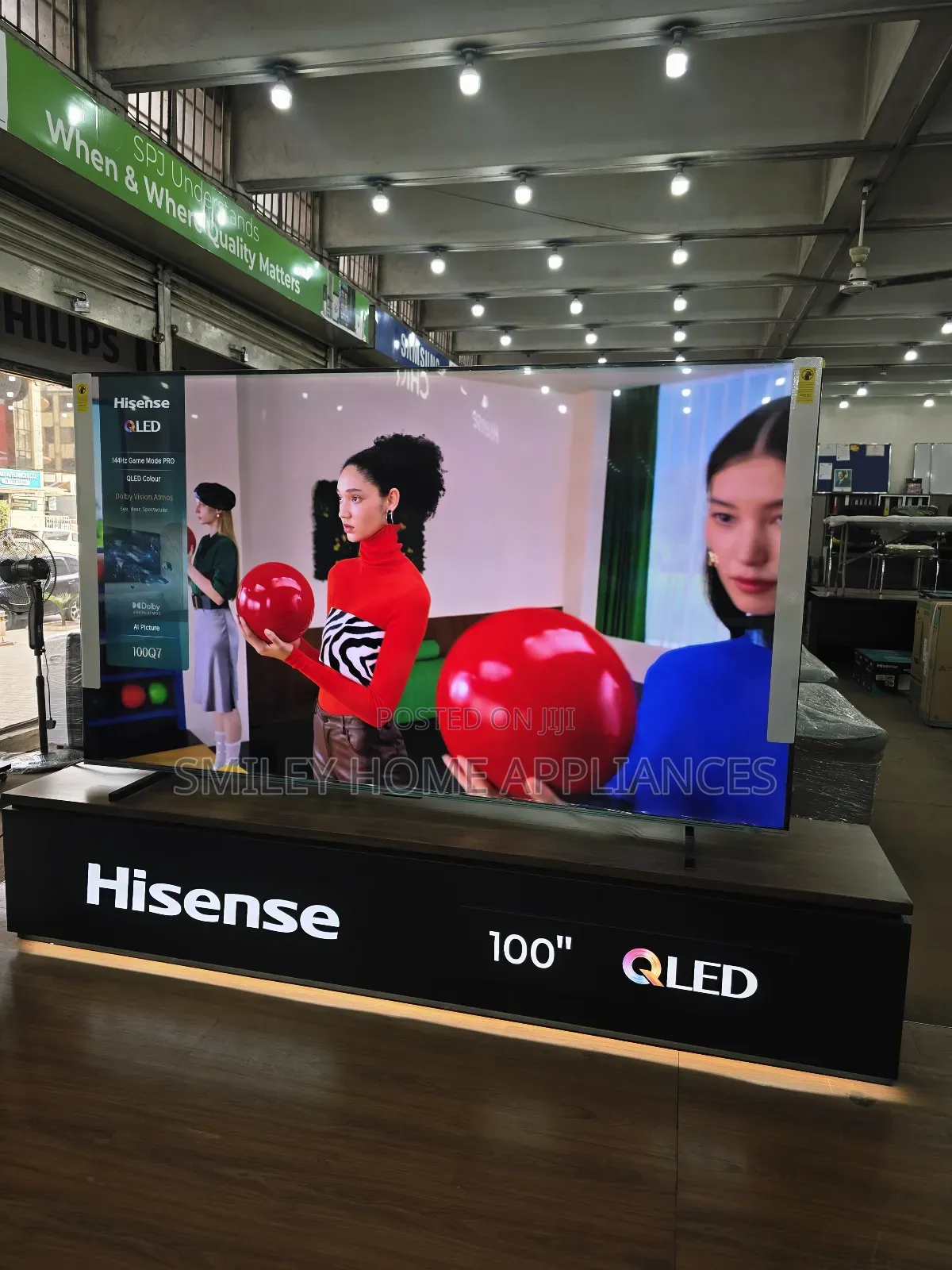 Hisense 100inches Quantum Dot Display Vidaa Q7 Series Tv at 20% Discount