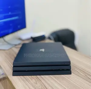 Chipped Playstation 4 Pro, 1tb Storage, 20 Games and 2 Pads, Holidays