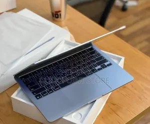 Laptop Apple MacBook Air 16GB Apple M5 SSD 256GB