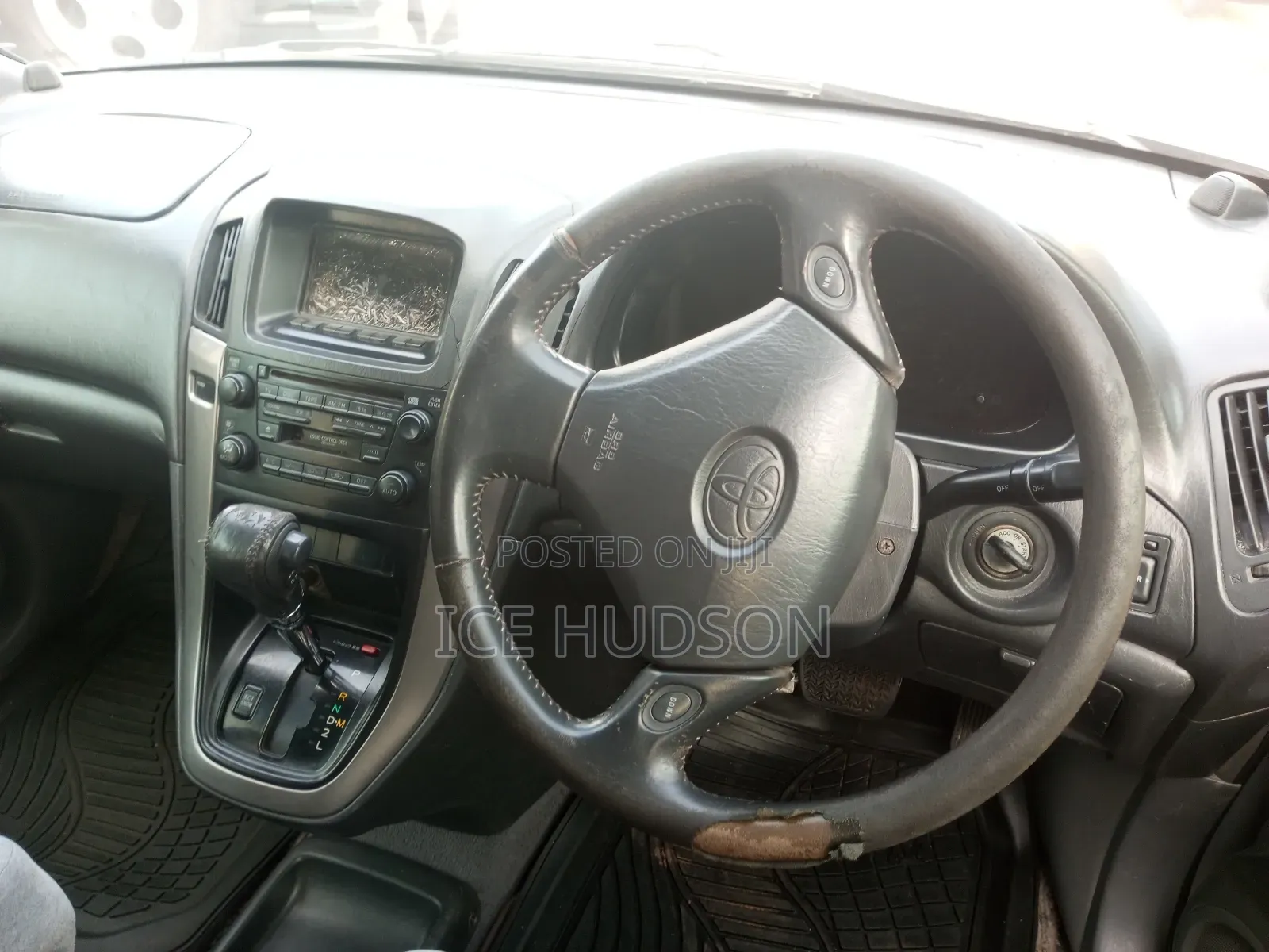 Toyota Harrier 2000 Beige