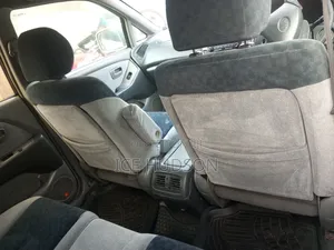 Toyota Harrier 2000 Beige