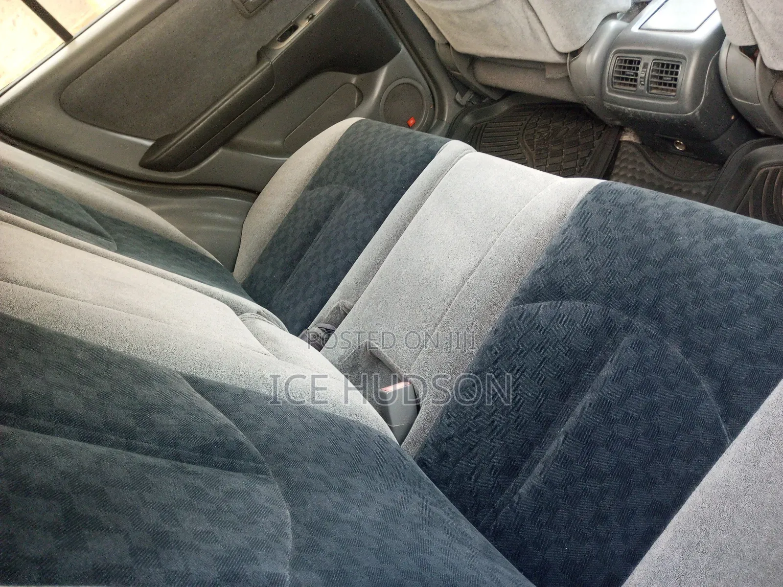 Toyota Harrier 2000 Beige