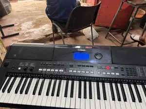 Yamaha Keyboard/Piano