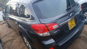 Subaru Outback 2010 Gray
