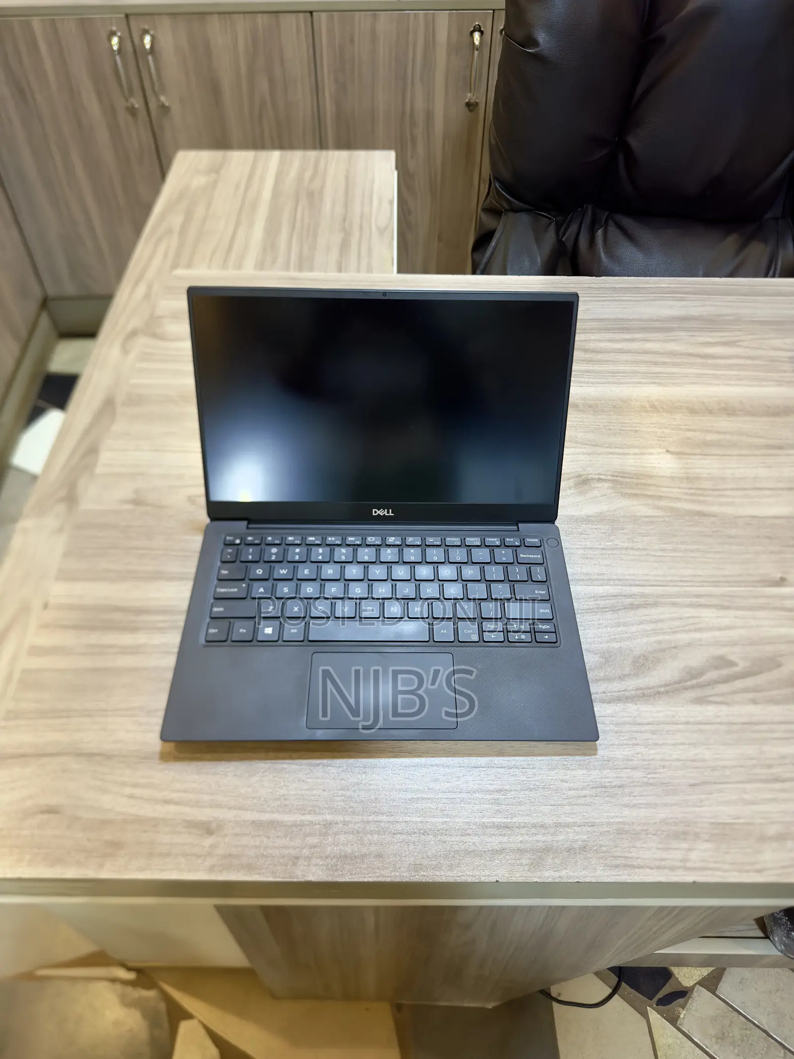 New Laptop Dell XPS 13 7390 16GB Intel Core I5 SSD 512GB
