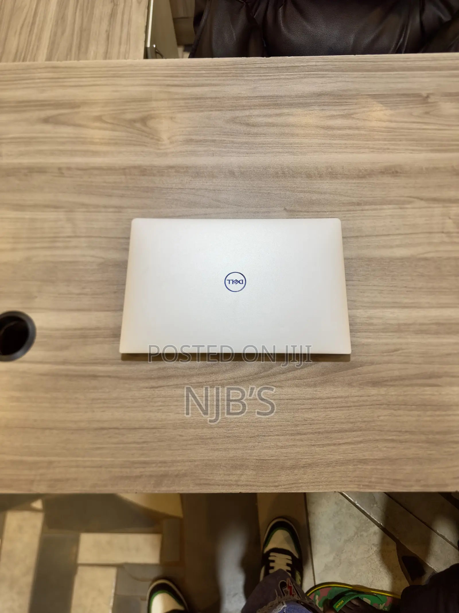 New Laptop Dell XPS 13 7390 16GB Intel Core I5 SSD 512GB