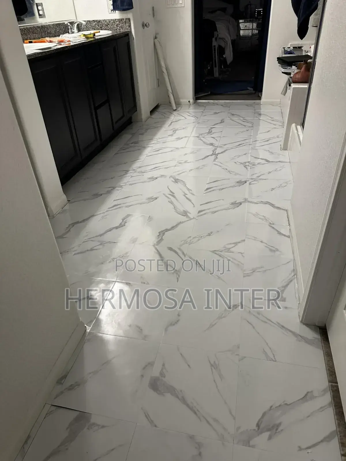 White Marble Peel and Stickers, Tiles