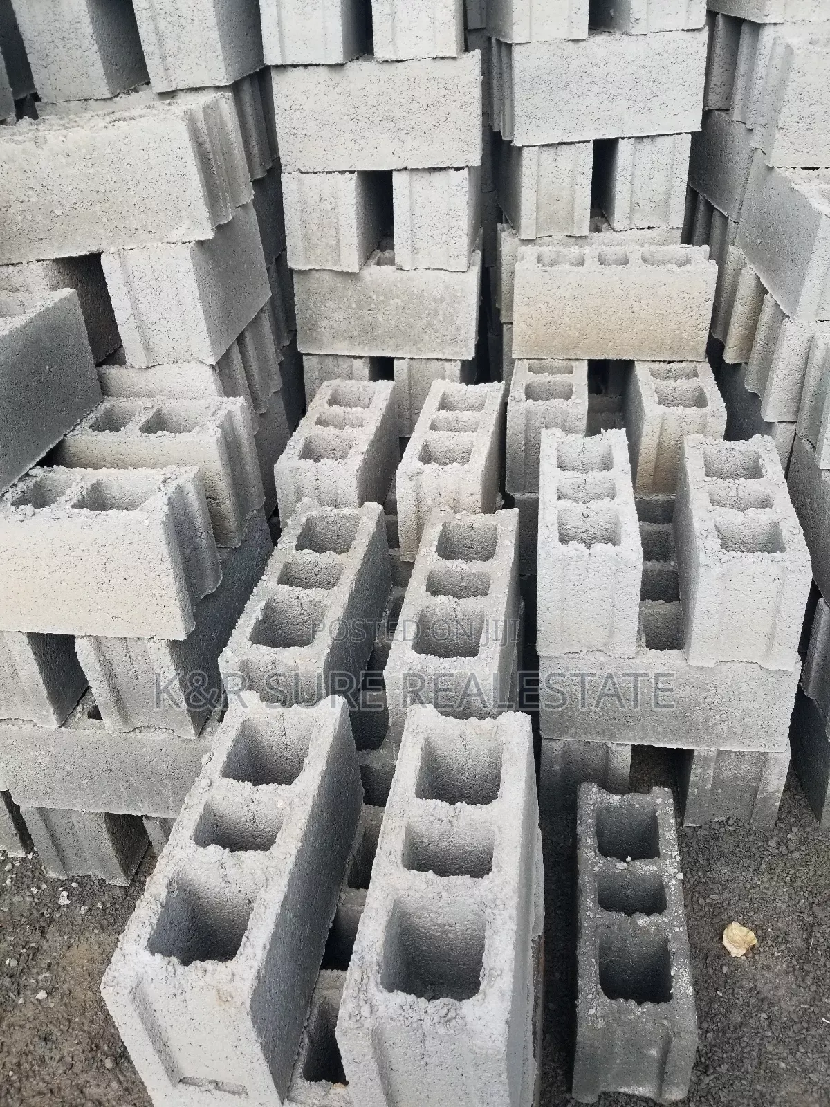 Solid Black Hole 6 on Sale at 2000
