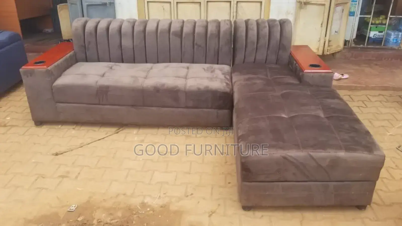 Elaborate L Chair Sofa