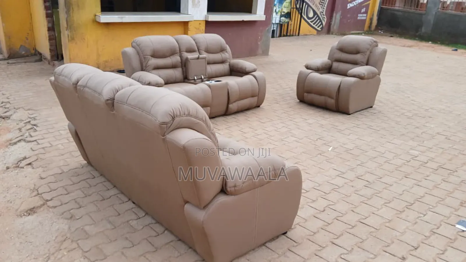HHH Sofa Sofa