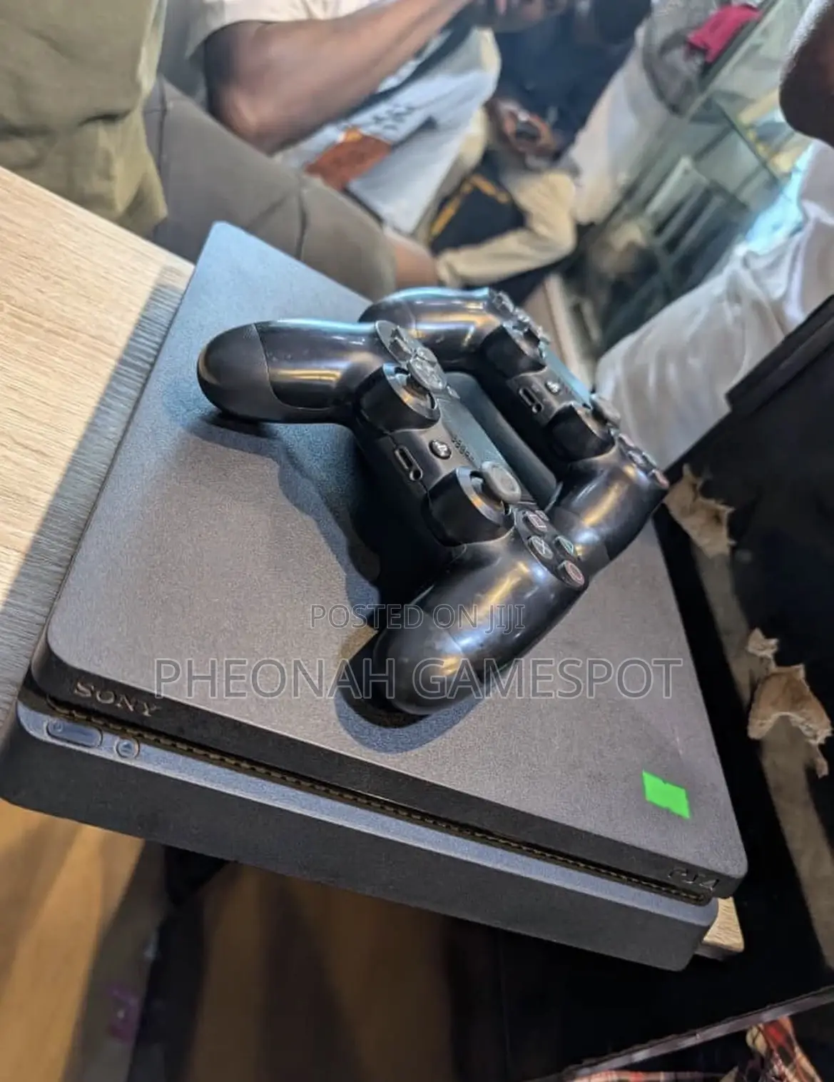 Ps4 Game Kit, Two Controllers, 17 Games Ready, Crisp Easy Sessions.