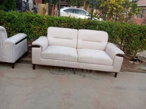 Biitu Cream Sofa Set