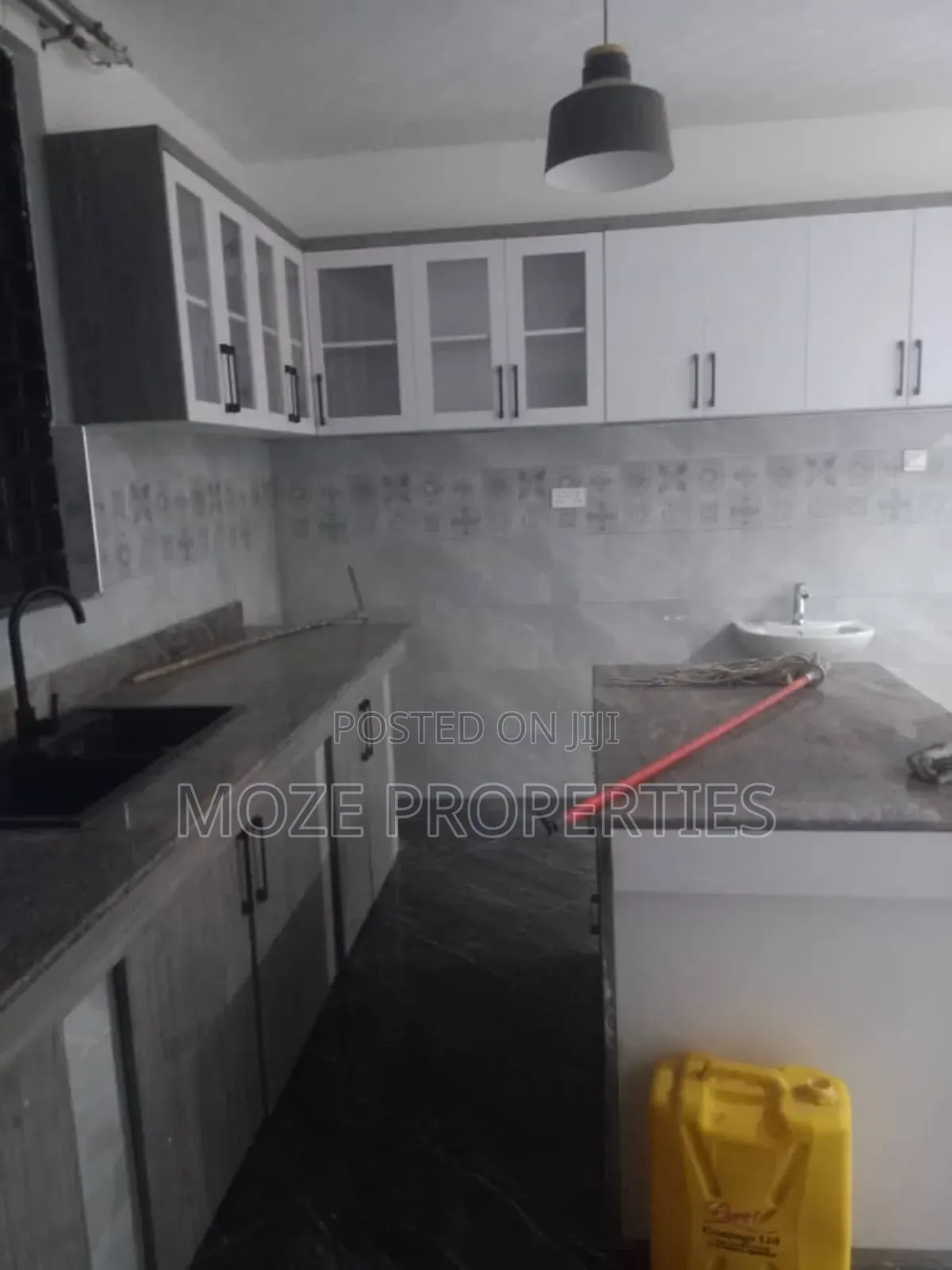 1bdrm Apartment in Mutungo, Central Division for rent
