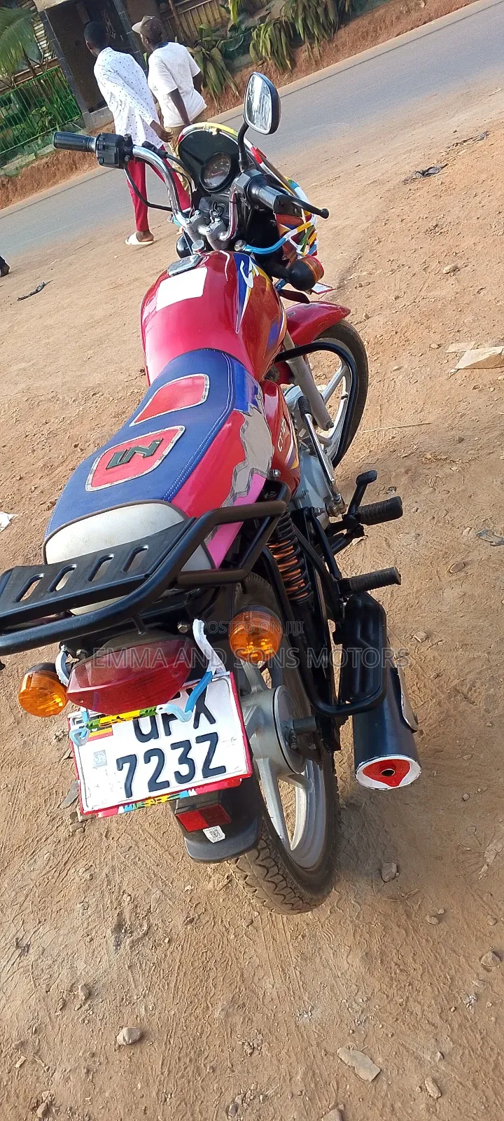Bajaj Boxer 125 2023 Red
