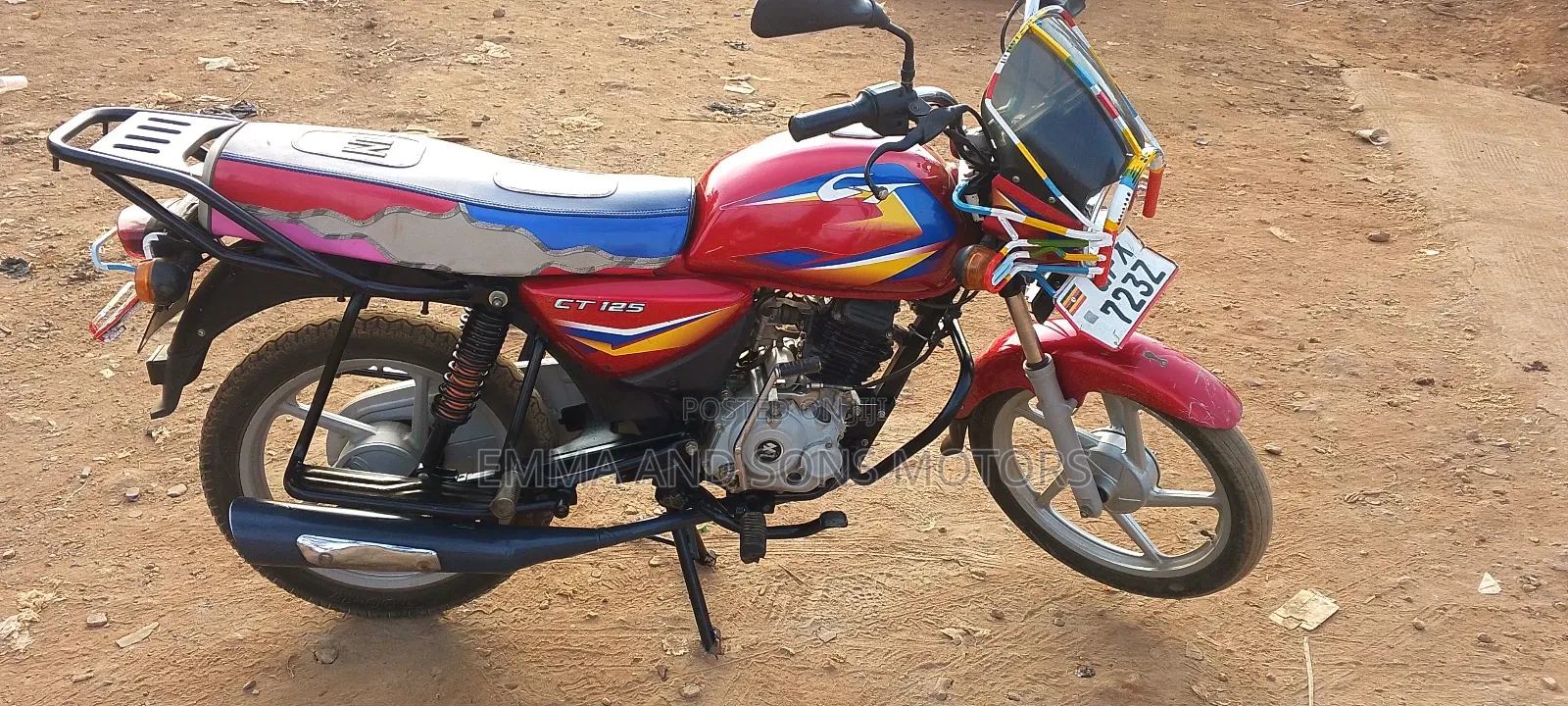 Bajaj Boxer 125 2023 Red