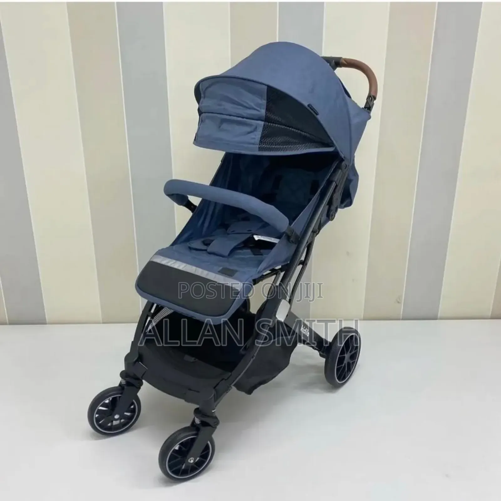 Simple Foldable Strollers