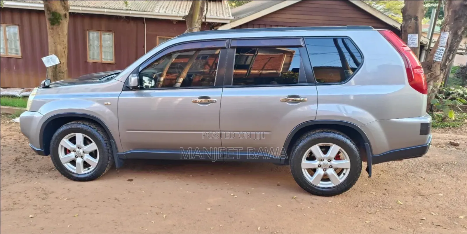 Nissan X-Trail 2.0 Petrol XE 2010 Gray