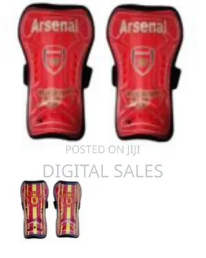 Pair of Professional Soccer Protective Gear Football Shin